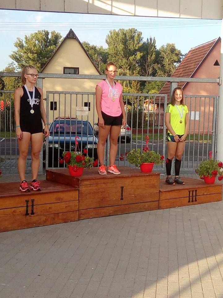 Anna 2.200 pontot elérve a verseny győztese lett és egyben teljesítette az Arany jelvényes sportoló szintet Anna 2.200 pontot elérve a verseny győztese lett és egyben teljesítette az Arany jelvényes sportoló szintet