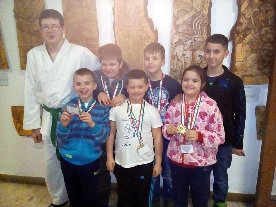 SZHSE csapat II.Kőrös kupa Nemzetközi judo verseny SZHSE csapat II.Kőrös kupa Nemzetközi judo verseny