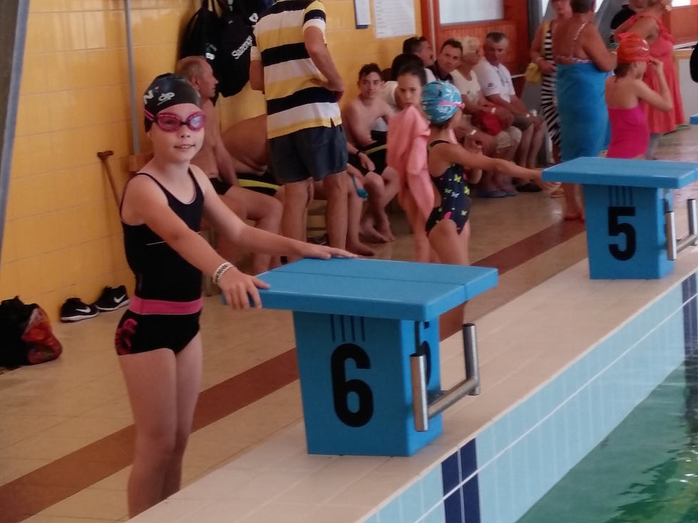 Petra gyors úszás start Petra gyors úszás start
